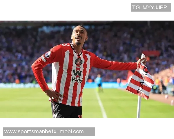 桑德兰队长扎卡英超出场243次平瑞士球员纪录展现不凡实力